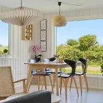 بيت للعطل Renovated Sea View 50m To
